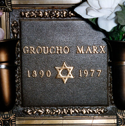 GrouchoMarx_Tumba.jpg